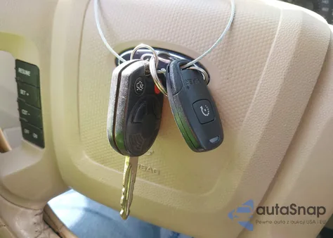 2008 Ford Escape Limited z USA, uszkodzony, nr VIN 1FMCU94198KD40722